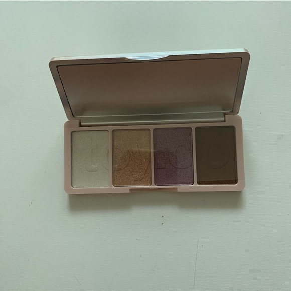 Toyfactory Dreamset Highlighter Serum Palette brand new - Picture 7 of 9